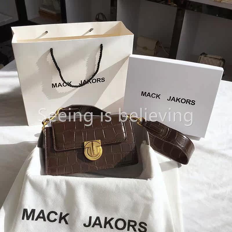 香港mackjakors正品真皮小方包法腋下包包女鳄鱼纹风琴单肩斜挎包