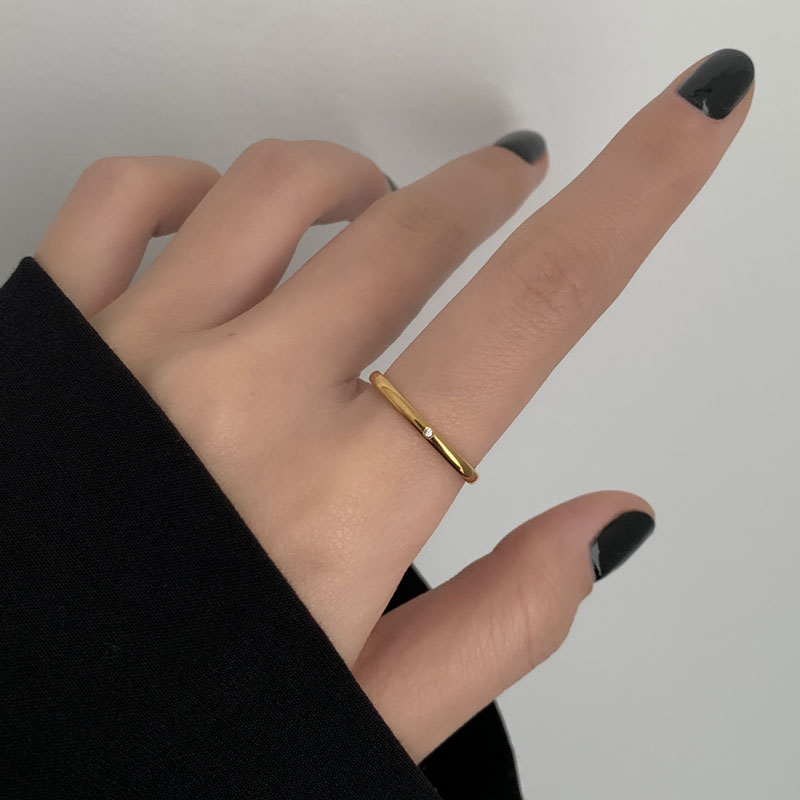 情侣方形戒指素圈女小方戒个性抖音小红书同款钛钢镀18k时尚网红