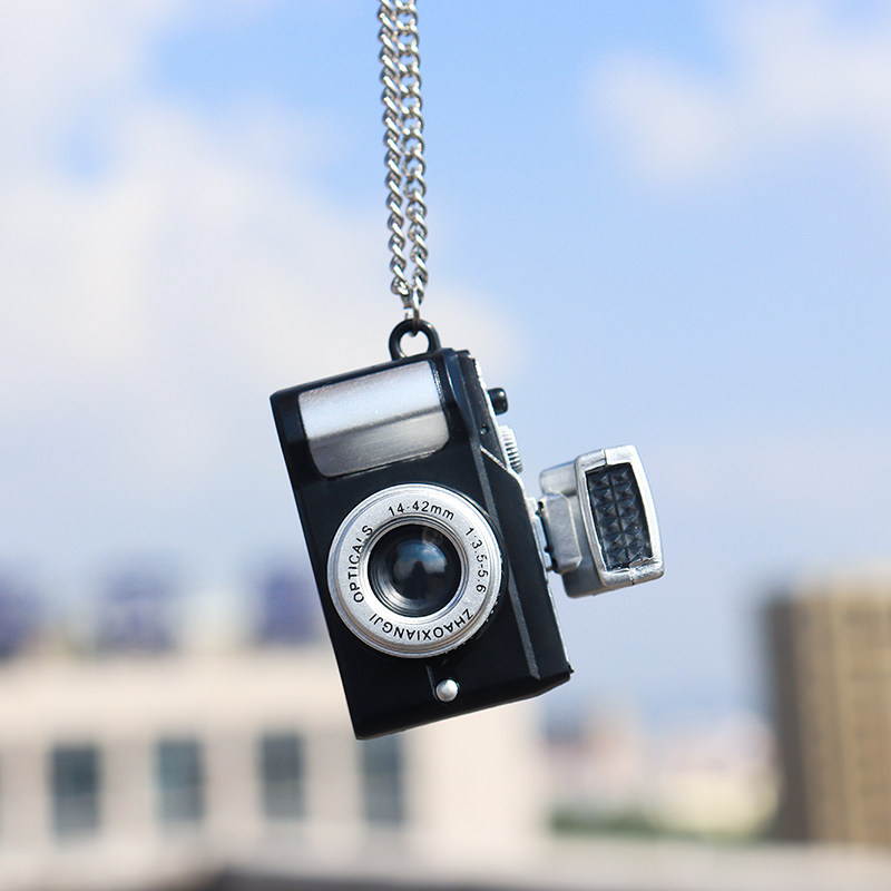 发光小相机项链可发声闪光灯复古单反照相机吊坠男潮嘻哈抖音配饰