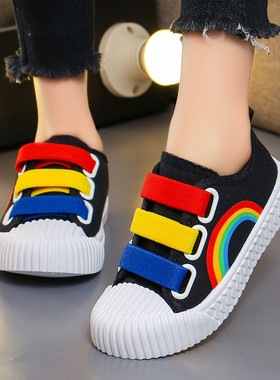 儿童帆布鞋春秋款男女童鞋子女孩宝宝小白鞋幼儿园软底室内运动鞋