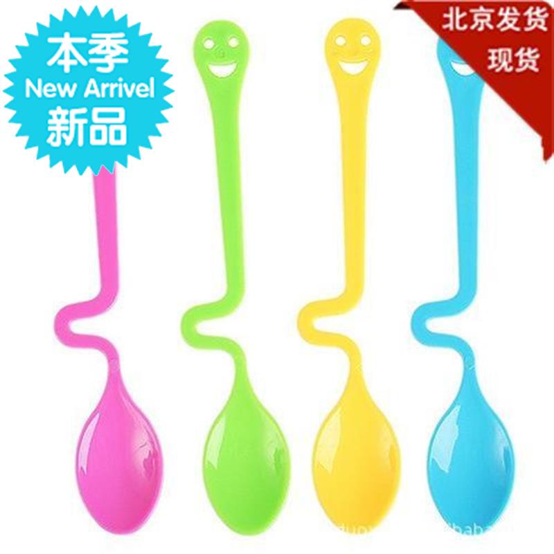 冰儿推荐!卡通笑脸调羹扭曲勺子4件套e/咖啡红茶搅拌勺可挂杯/现|msdalam kategori pinggan mangkuk, pinggan mangkuk, sudu Twisted - dari Buy2taobao.com untuk memberikan perkhidmatan ejen Taobao profesional membeli