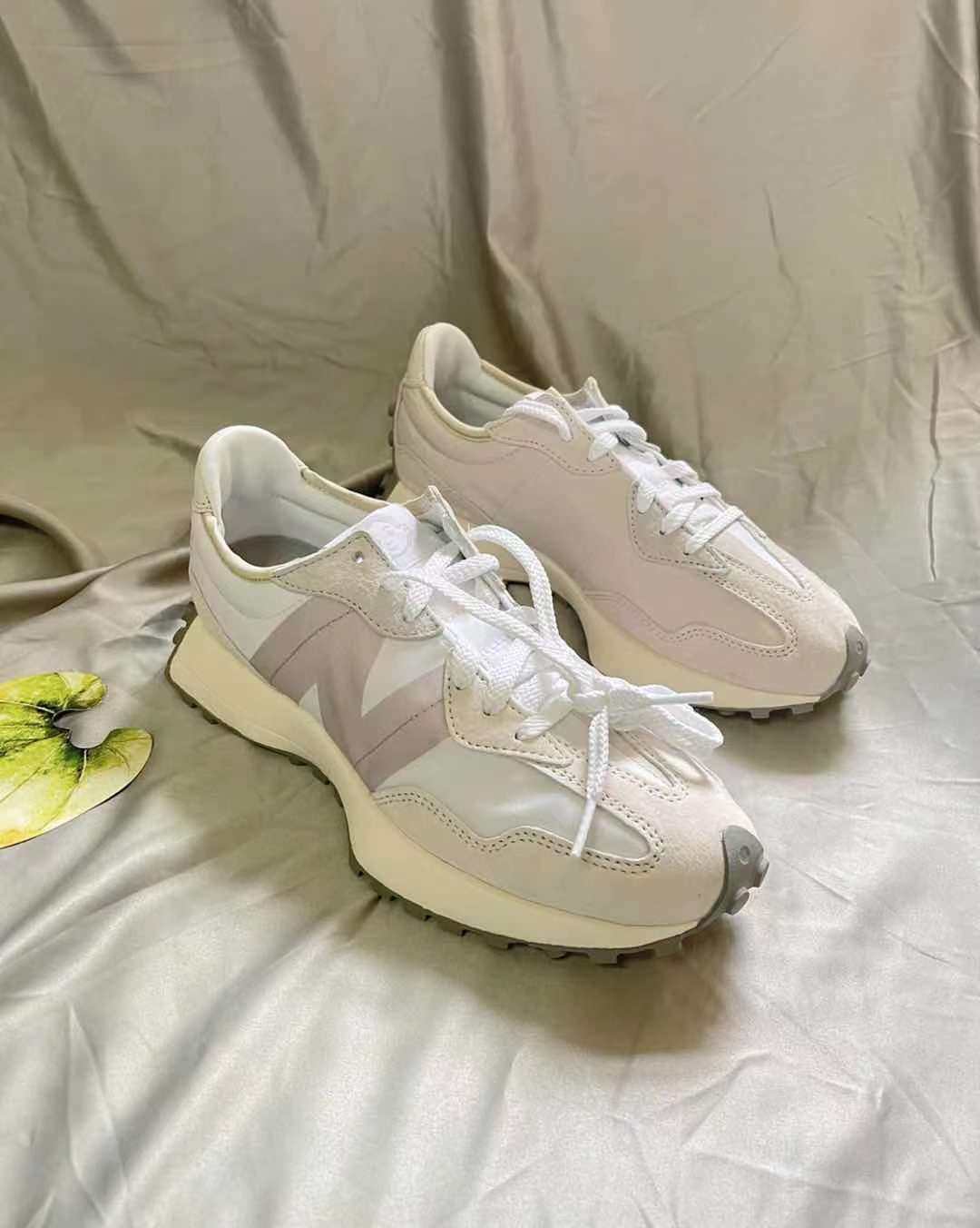 new balance/新百伦小人头联名灰白男女复古运动鞋休闲鞋ms327nw1