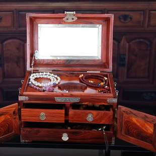 新款大红酸枝红木首饰盒中式实木饰品收纳盒高档珠宝箱复古结婚带