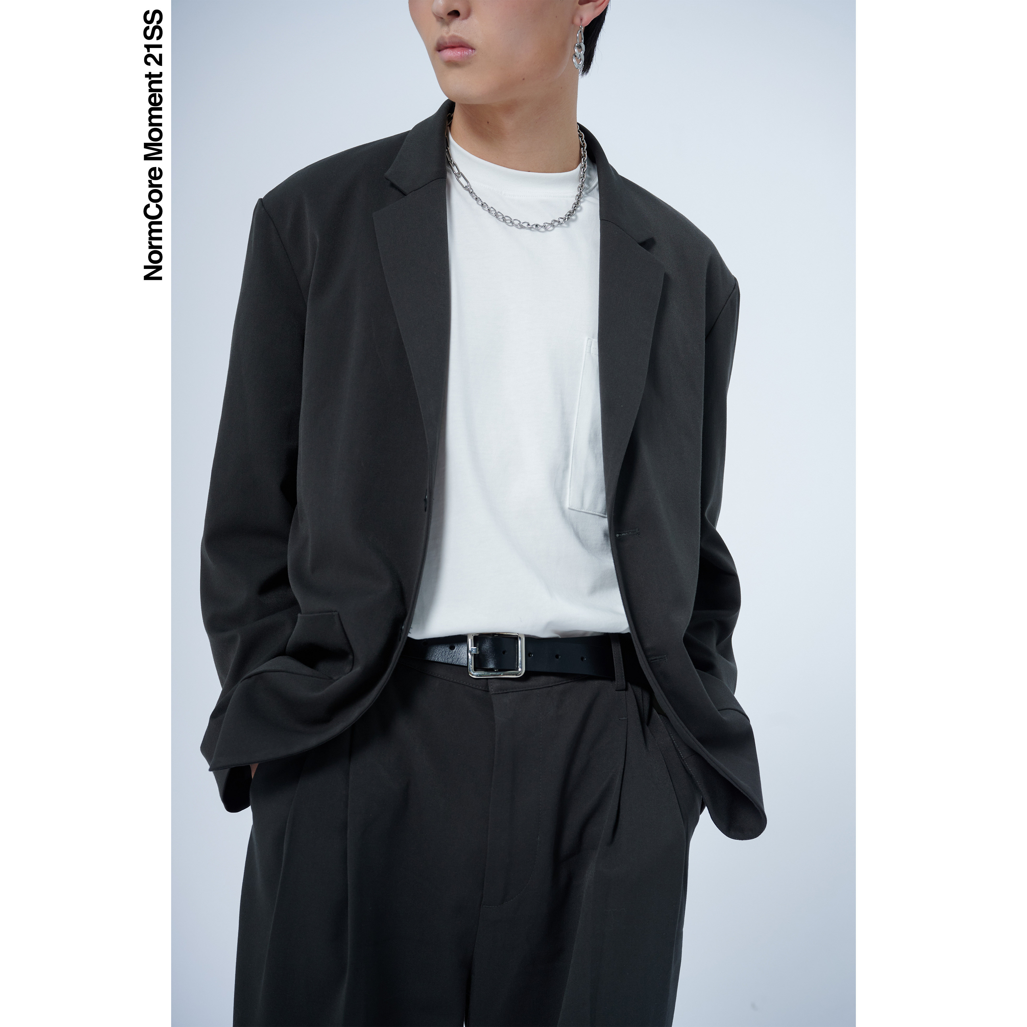 normcoremoment21ss极简复古立体剪裁高级廓形西服深灰色西装套装