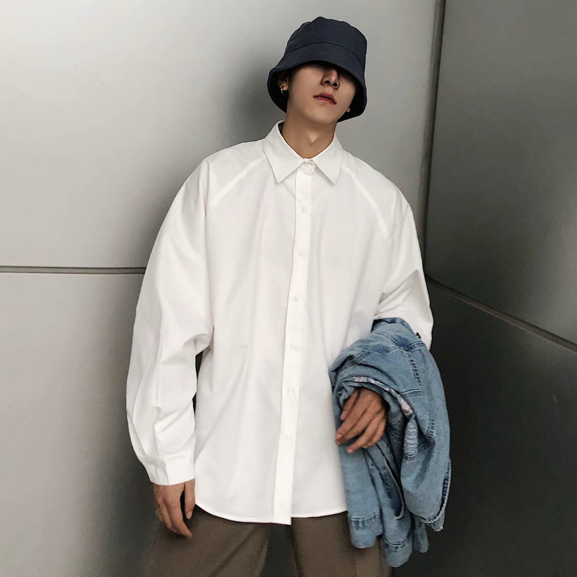 一折寸衫男 纯色_2019春秋季新款韩版纯色宽松白衬衫男士港风休闲长袖