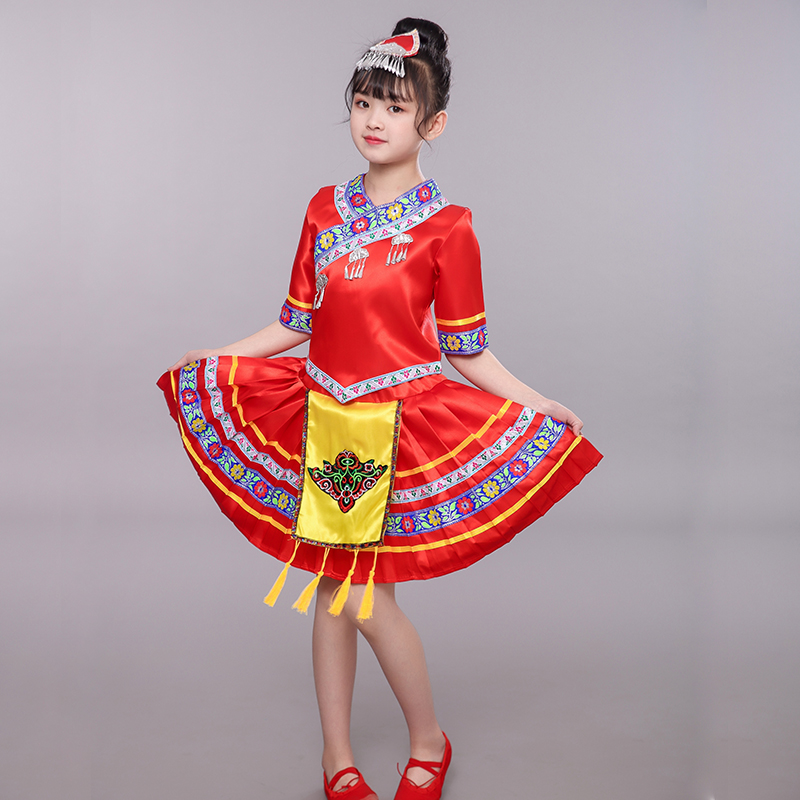 少数民族儿童表演服苗族民族风舞蹈演出服饰壮族服装女元旦新款