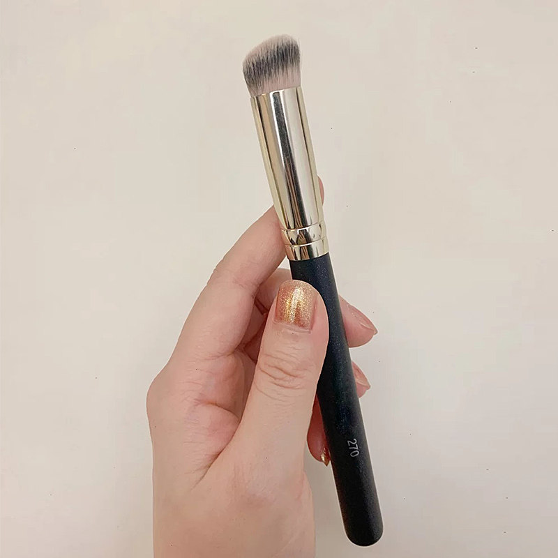 遮瑕刷泪沟精细扁头化妆刷270无痕粉底圆头便携款mo莫小号旗舰店