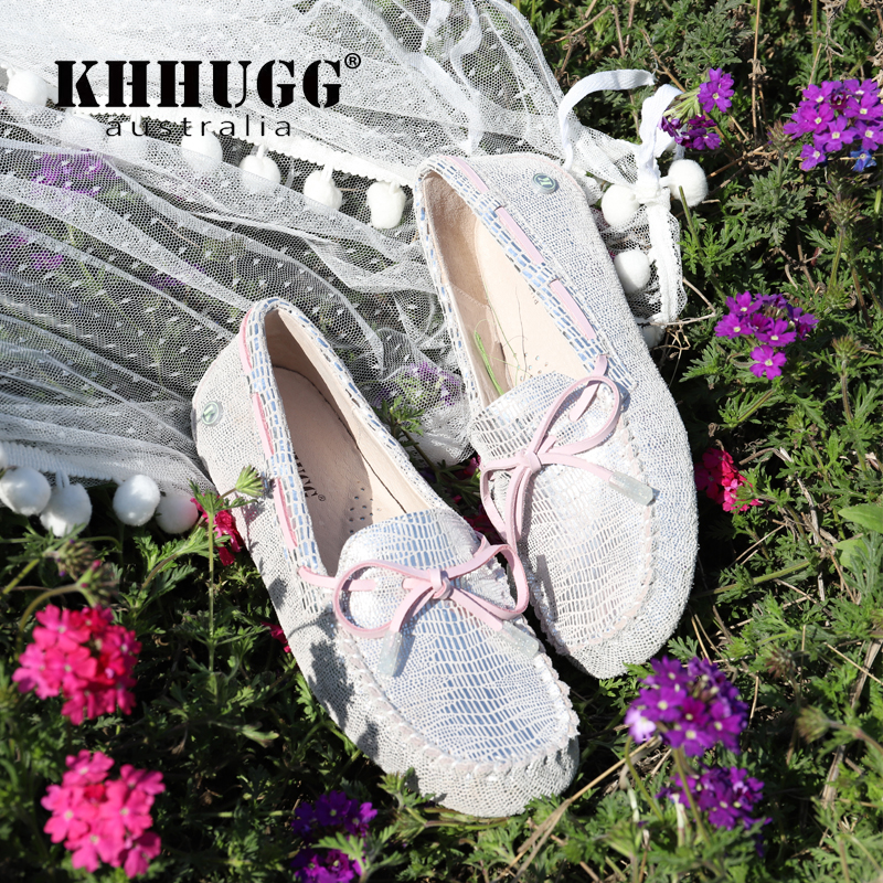 KHHUGG2024新款银色亮面蜥蜴纹豆豆鞋女漆皮浅口平底圆头软底单鞋