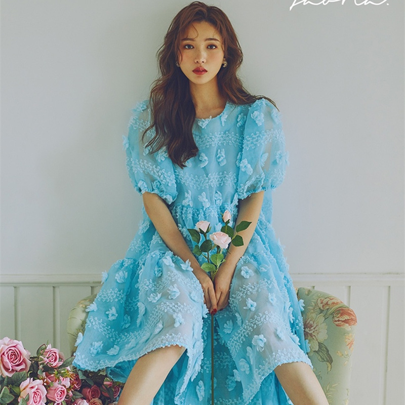 新款写真服装女韩系画报风可爱少女艺术照摄影影楼主题拍照连衣裙