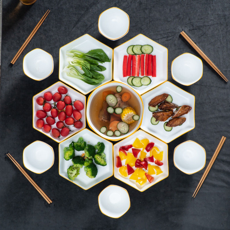 陶瓷拼盘餐具组合盘子套装ins风菜盘家用2021新款日式网红创意盘