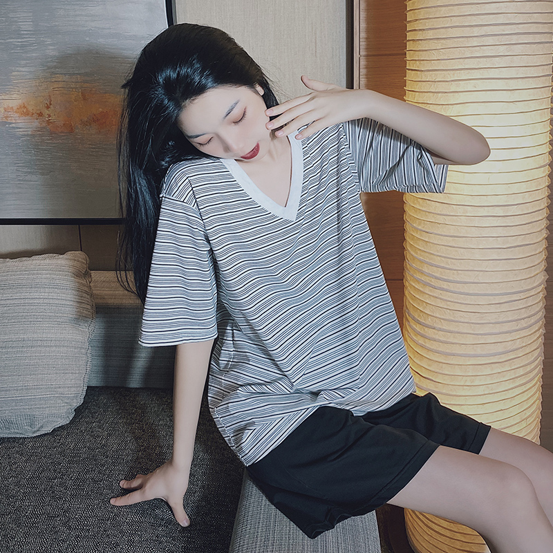 睡衣女夏季两件套装 韩版时尚条纹V