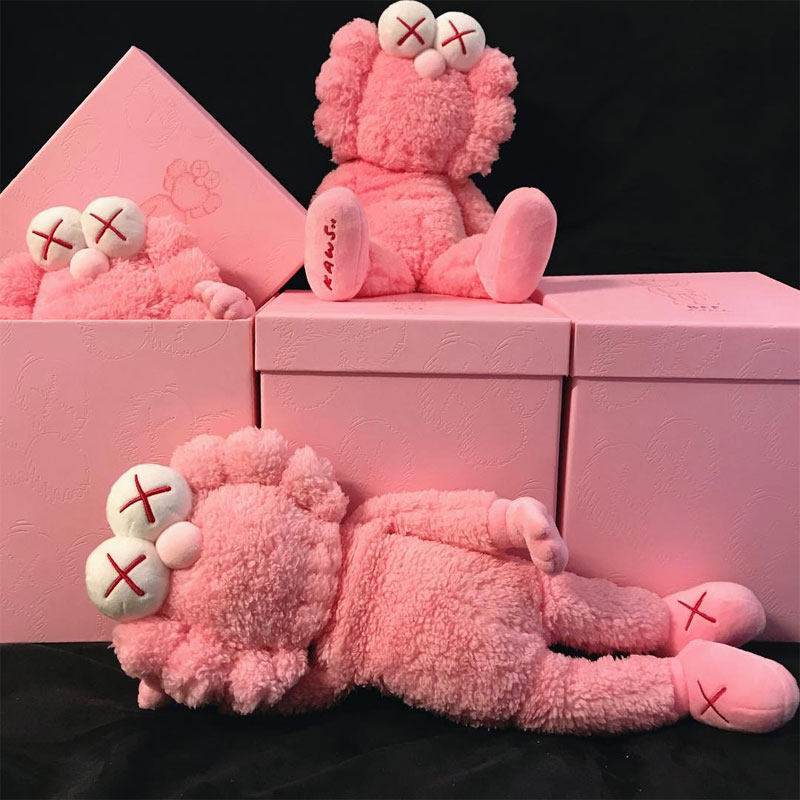 kaws x 芝麻街粉色bff正版联名限量艺术收藏版带礼盒毛绒玩具公仔