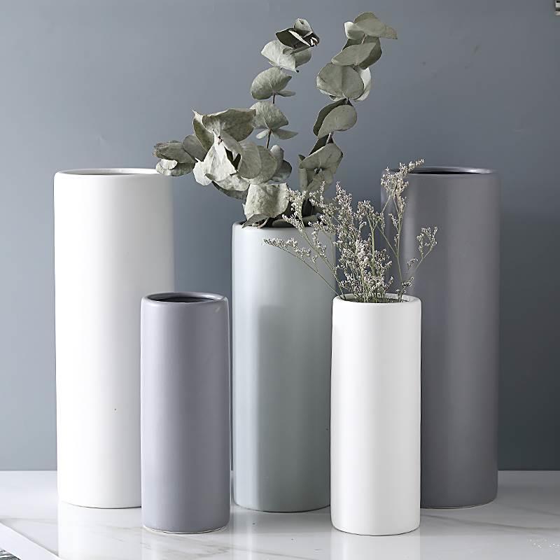 北欧创意圆柱哑光陶瓷花瓶白色简约家居装饰客厅摆件鲜干花花器插