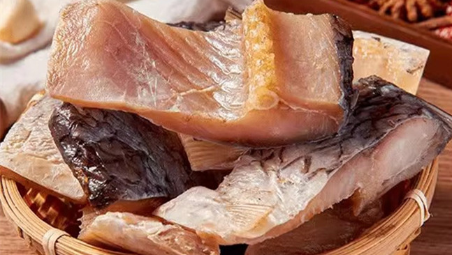 湖北特产风干腊鱼自制草鱼干咸鱼块腌鱼干鱼块整条或切块500克