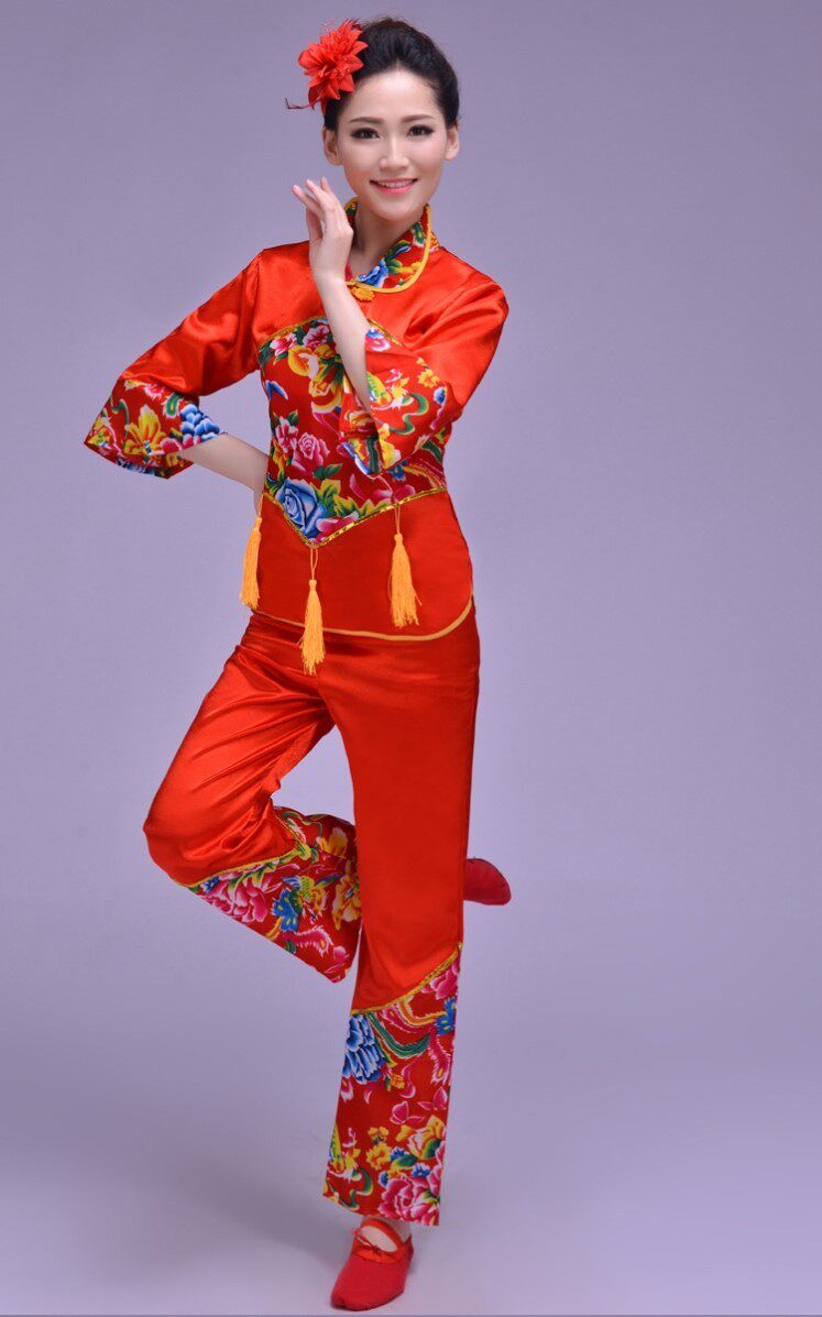 恭喜发财舞蹈服装耐脏饰过年春节广场二人转民族服装
