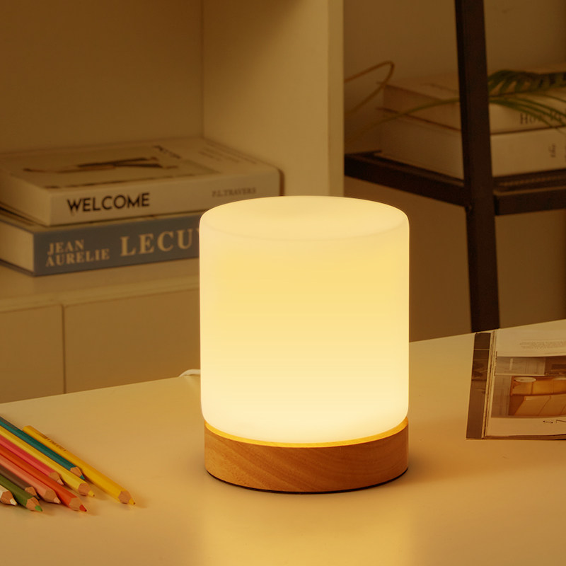 北欧ins台灯简约卧室日系实木玻璃led台灯充电小夜灯床头喂奶灯