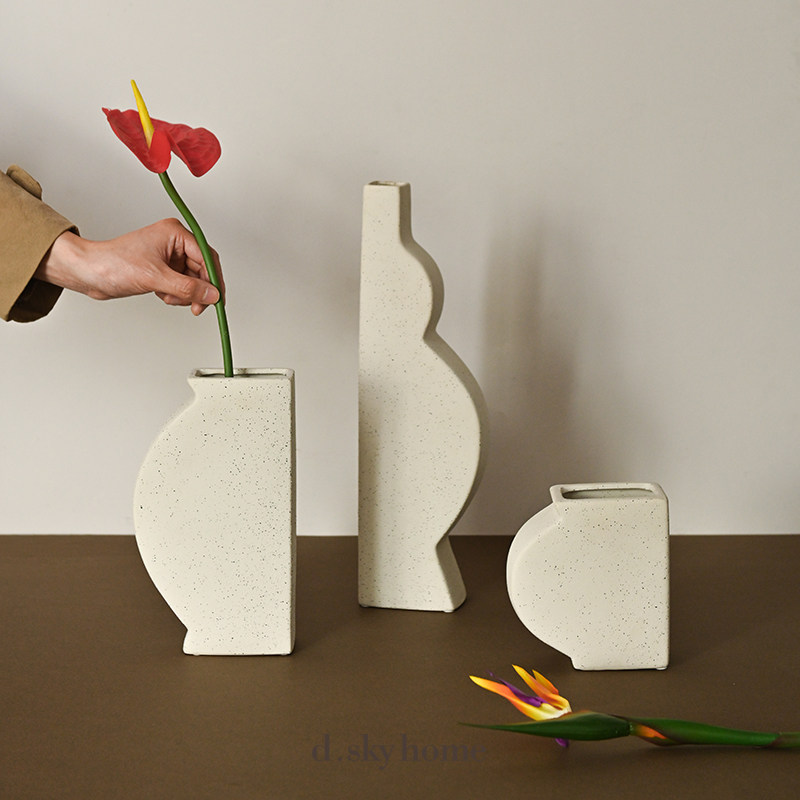 迪斯凯 新中式米白色沙釉异形陶瓷花瓶 创意桌面装饰艺术花器摆件