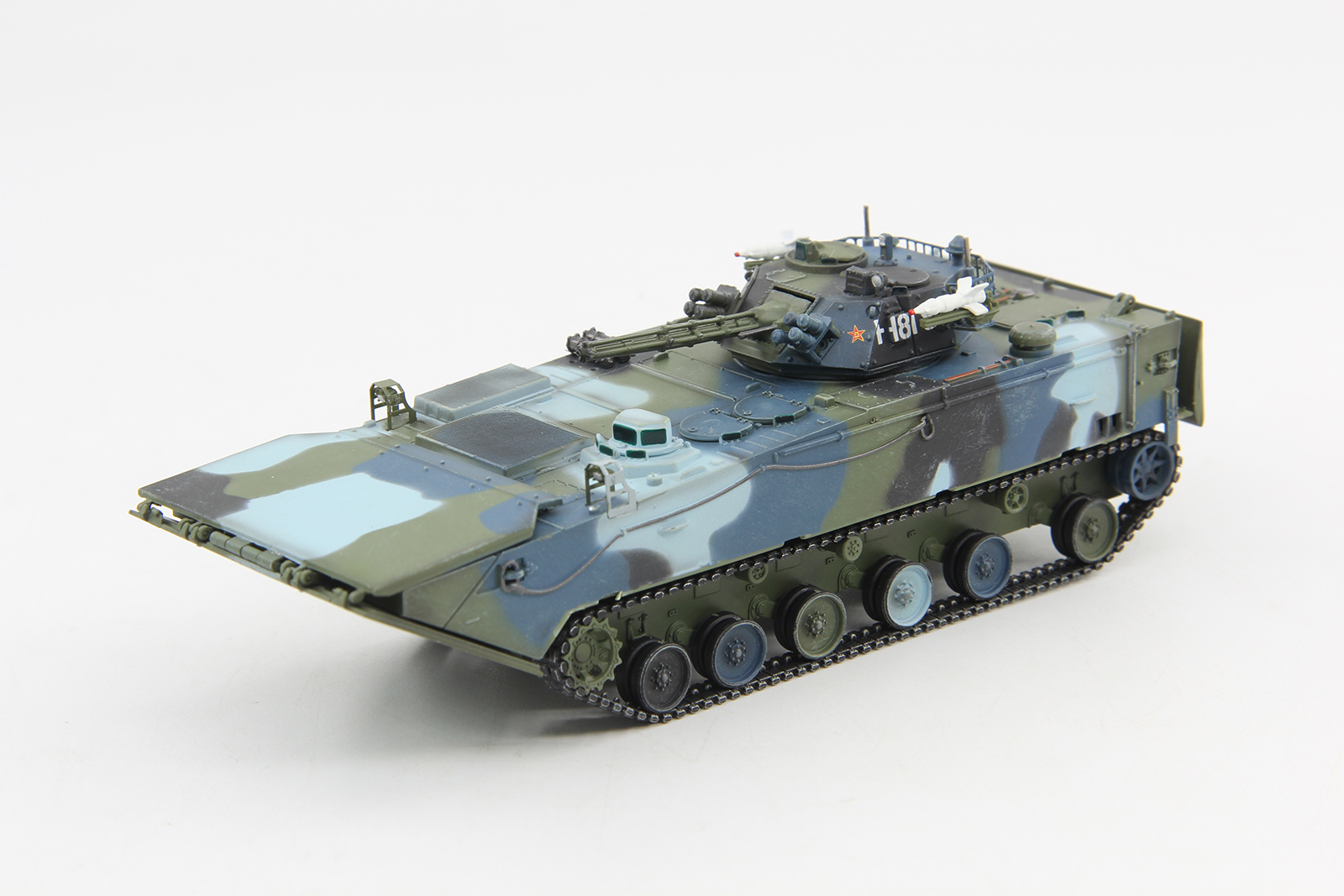 unistar中国陆海军zbd05两栖装甲步兵战车数码迷彩成品模型172