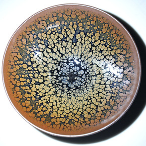 建盏烧制艺人 白剑【彩金油滴】041471次出价结束05月24日 23:00成