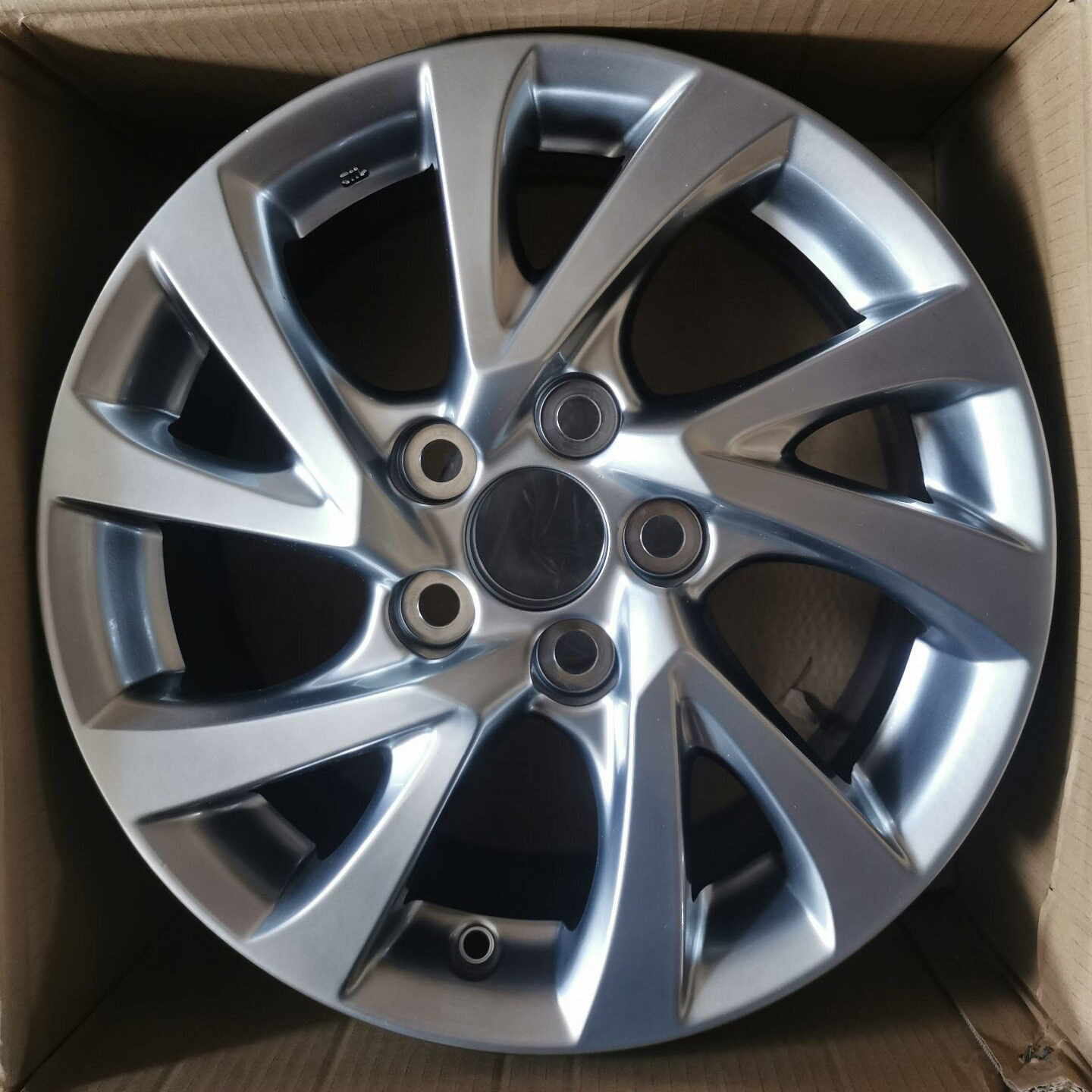 适用于16寸适用丰田卡罗拉双擎e  雷凌铝合金车轮毂钢圈锐志凯美