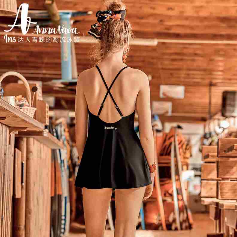 新款annavava连体裙式泳衣女夏保守性感露背显瘦遮肚小胸泳装2021