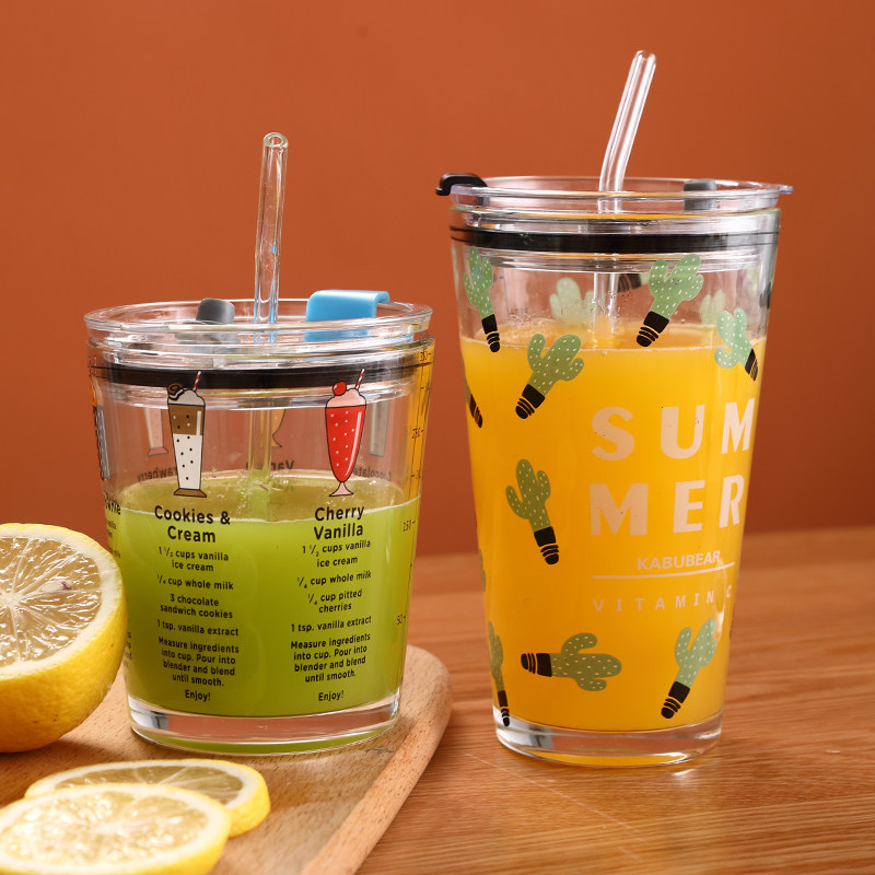 刻度玻璃杯儿童牛奶杯家用耐热早餐果汁水杯带盖吸管冲喝奶粉杯子