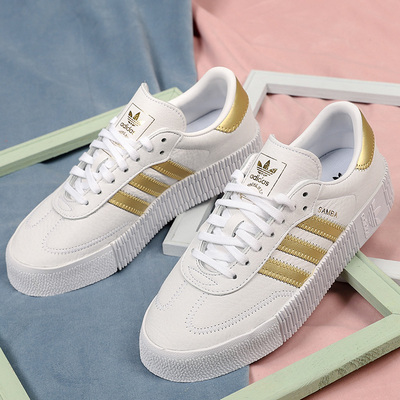 阿迪达斯三叶草女板鞋秋季新款金标运动鞋厚底松糕鞋休闲鞋ee4681