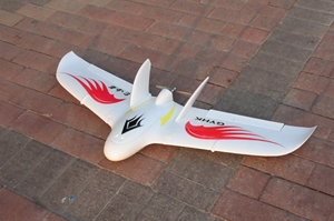 航模电动遥控固定翼飞机自由者飞翼fpv竞速机epo耐摔三角翼空机