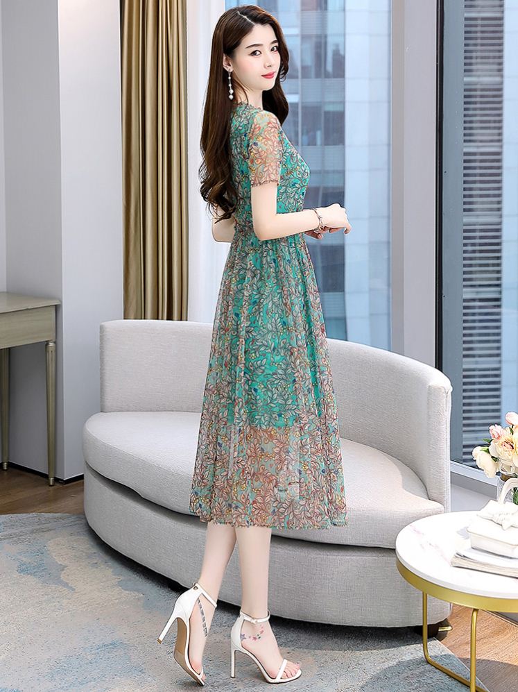 碎花连衣裙女夏装2022年夏天新款女装今年流行气质温柔风雪纺裙子