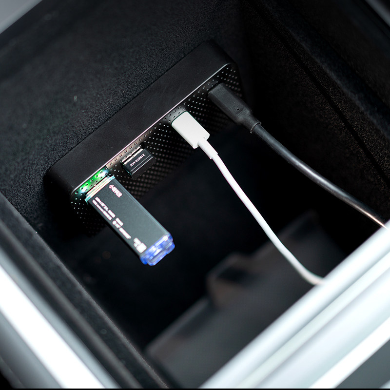 小特叔叔适用特斯拉model3y拓展坞typec车载usb拓展器充电配件