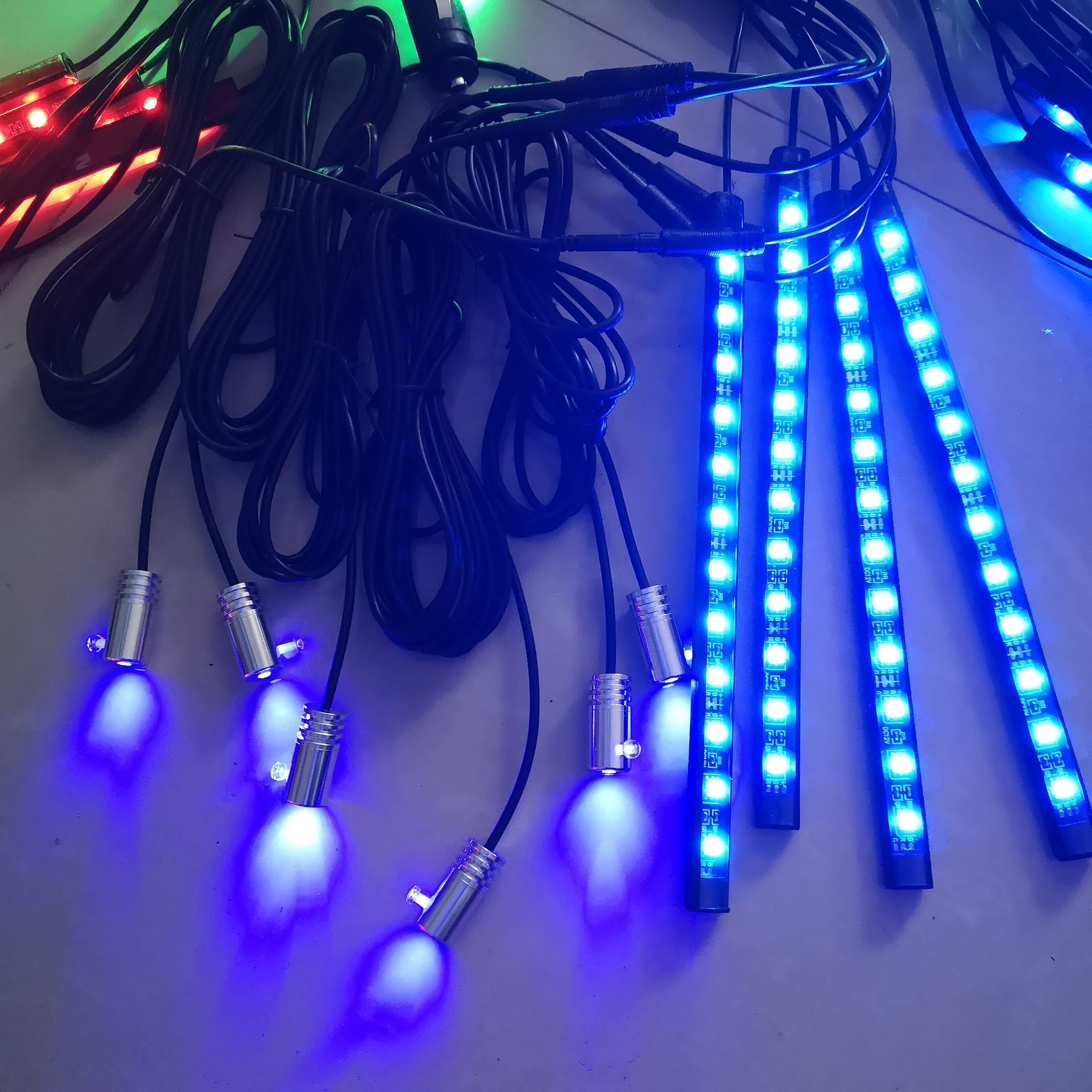 Colorful automobile Central control Door edge Foot LED Cool The light guide bar Atmosphere lamp A drag APP Plus remote controlin the Car/Articles/Fitting/Refit , 汽车用品本地化服务-仅限邀约商家, 汽车氛围灯/装饰灯服务 category - from Buy2taobao.com to provide professional Taobao agent buy service