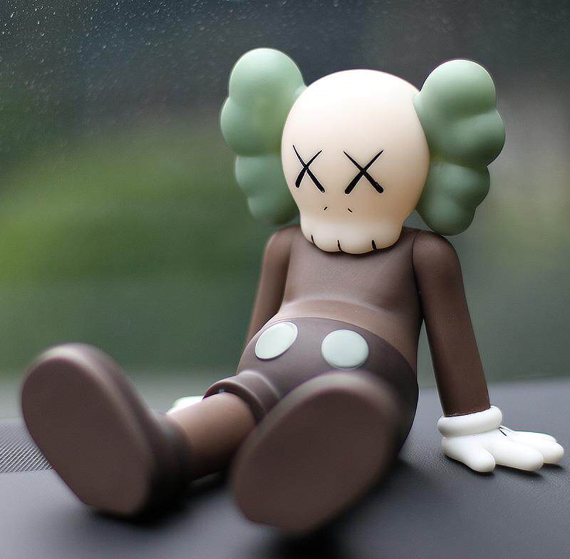 kaws公仔芝麻街车载摆件蛋糕玩偶暴力熊手办潮流潮玩盲盒