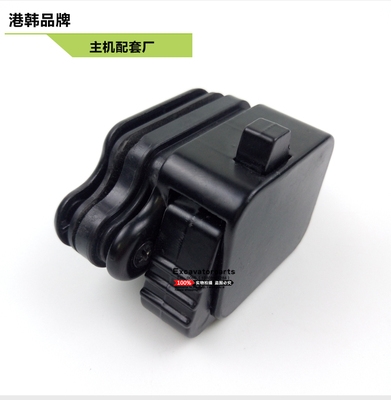 挖掘机配件现代R60/150/220/215-9/225-9/210-9驾驶室车窗玻璃扣在类目 汽车/用品/配件/改装, 汽车零配件, 其它汽车内部配件中 - 来自Buy2taobao.com提供专业的淘宝代购服务