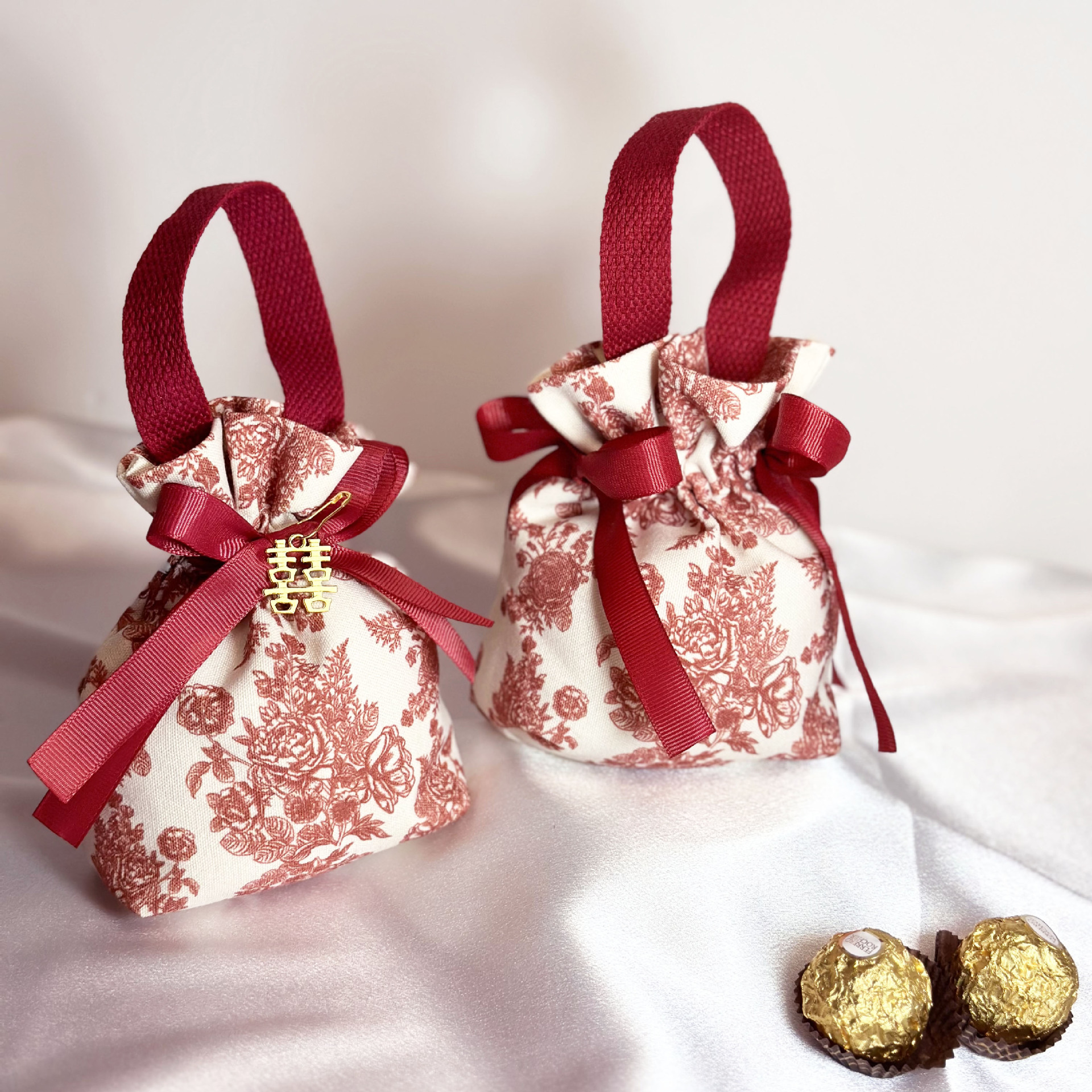 婚礼喜糖袋提手创意抽绳糖果袋欧式高级感伴手礼喜糖盒布袋简单