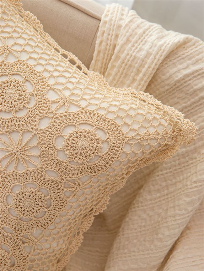 客厅沙发钩针手工钩花棉线编织抱枕靠垫米色复古蕾丝镂空靠垫枕套