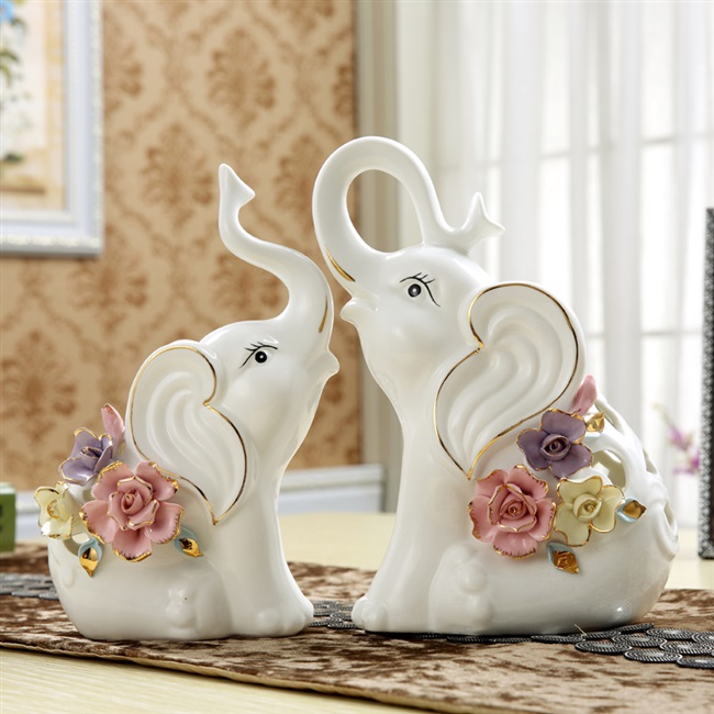 哪些摆件适合客厅摆放『家里客厅摆件什么可以聚财』