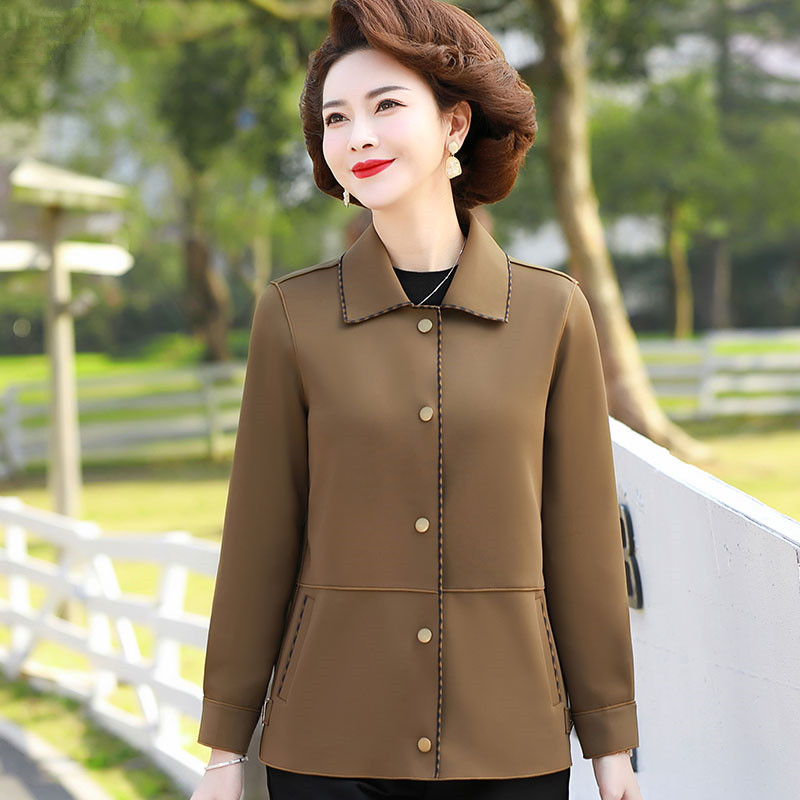 中老年女士短款风衣
