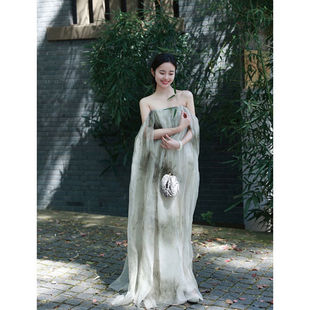 新中式连衣裙女夏款设计感小众国风复古洋气惊艳茶染飘带抹胸裙子