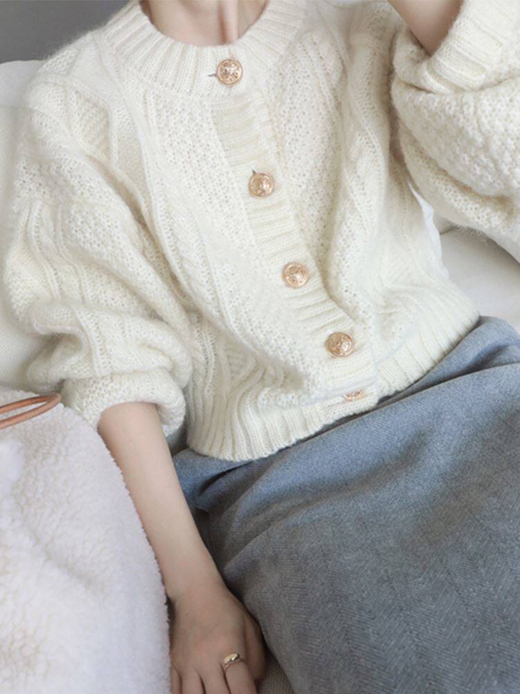 白色毛衣外套开衫女早秋2021年新款冬季宽松慵懒风春秋麻花针织衫