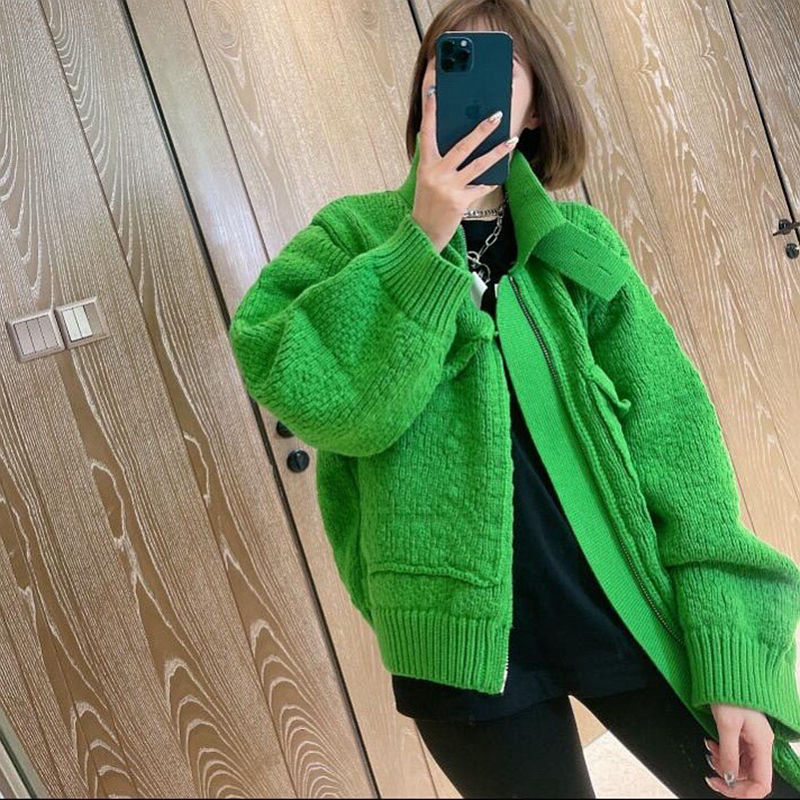 韩国东大门绿色毛衣外套女2021秋冬新款加厚爆款时尚洋气针织开衫