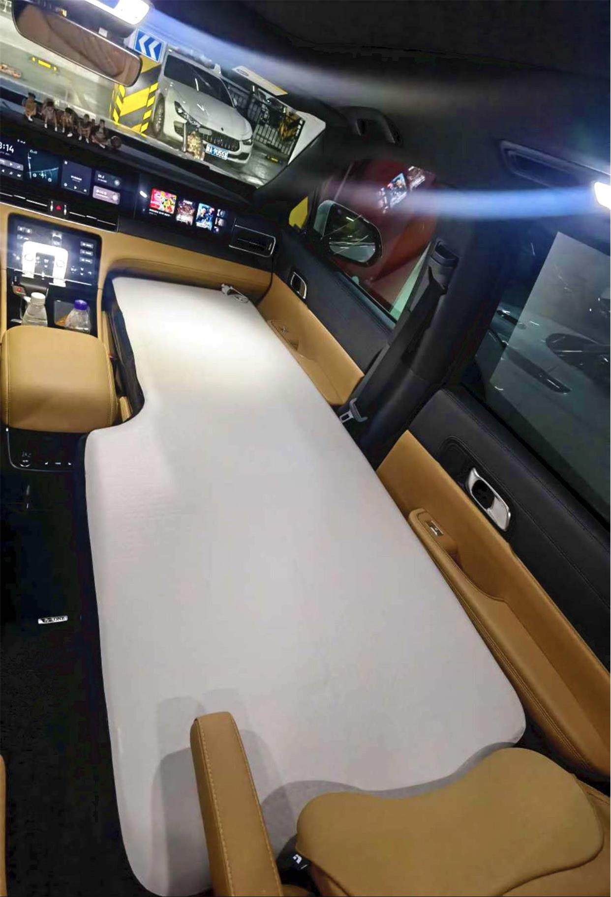 福特福克斯两厢三厢专用车载充气床垫汽车后座睡垫睡觉旅行气垫床