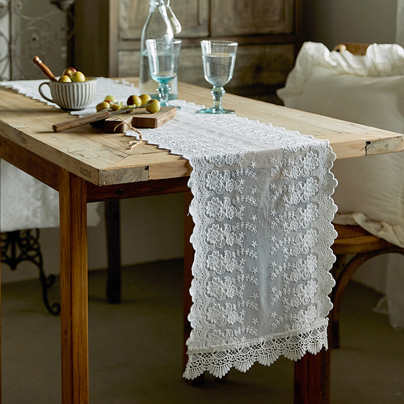 蜡笔派琉璃桌旗轻奢白色蕾丝刺绣法式氛围感电视柜长条餐桌垫定制