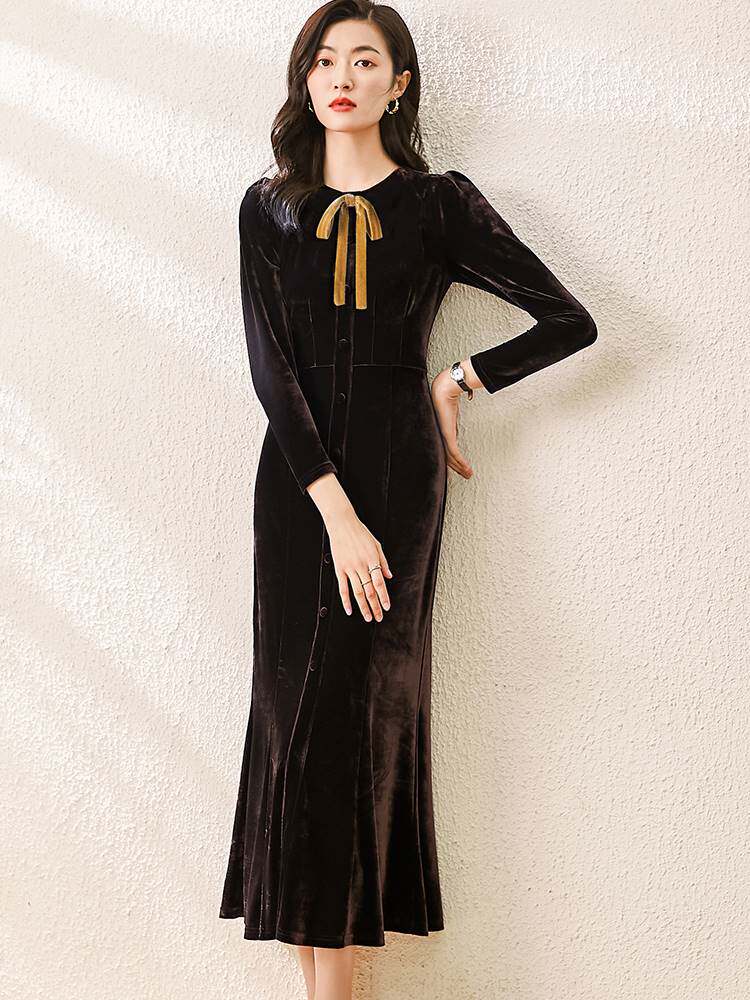 高端轻奢真丝绒连衣裙21秋冬新款修身显瘦包臀高级感修身鱼尾长裙
