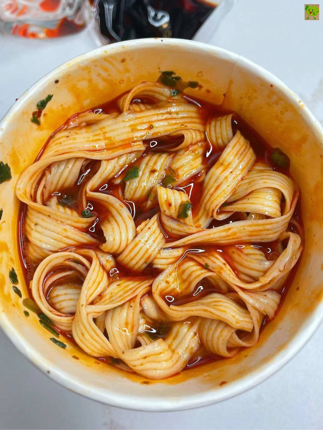 午谷派重庆小宽面泡面煮面速食面学生宿舍懒人免煮速食面家庭装