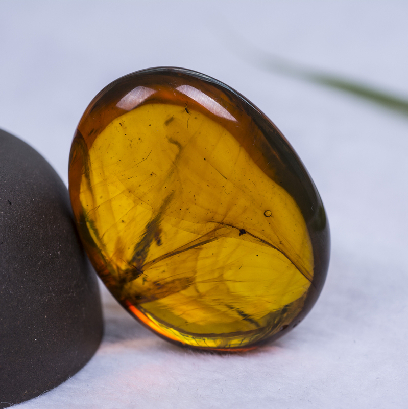 丰之缅甸纯天然琥珀收藏级9.2g【飘金丝情景珀挂件】