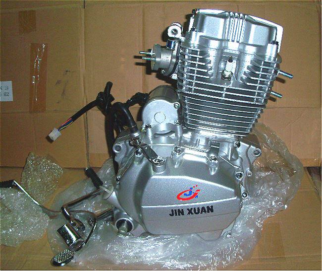 隆鑫发动机150风冷175200250300水冷三轮车发动机头通用全新