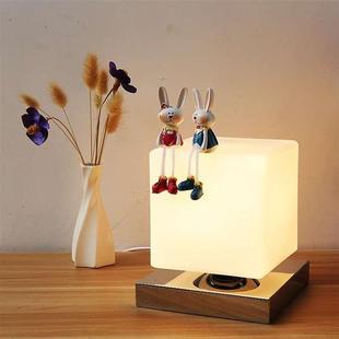 小台灯床头灯卧室创意北欧简约触摸式插电充电调光温馨暖光小夜灯
