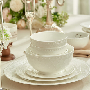 高档骨瓷碗碟套装纯白色浮雕高级感法式家用餐具碗盘勺组合釉下彩