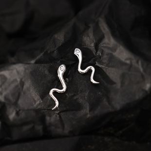 925纯银蛇耳钉女2023新款爆款高级个性小众独特设计感耳环耳饰品