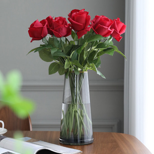 高档手感保湿玫瑰花仿真花束假花客厅室内餐桌花插花摆设装饰红色